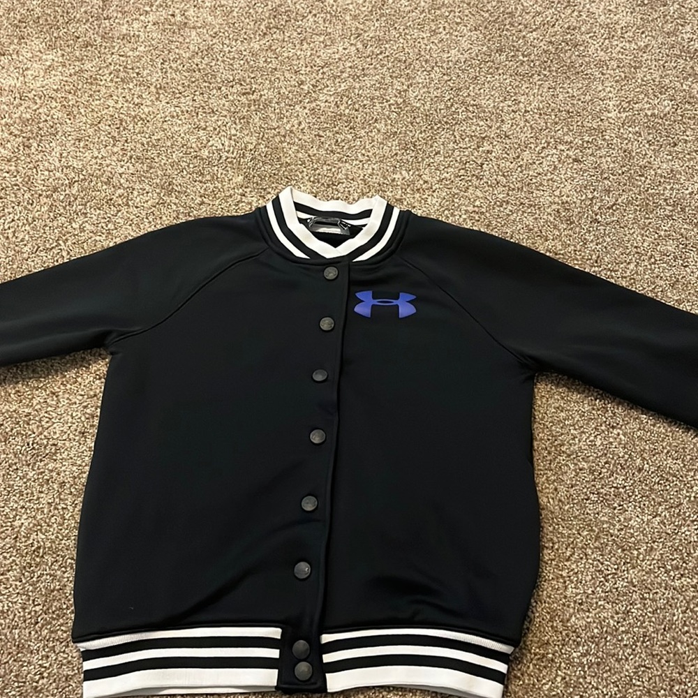 Under Armour jacket size youth medium!